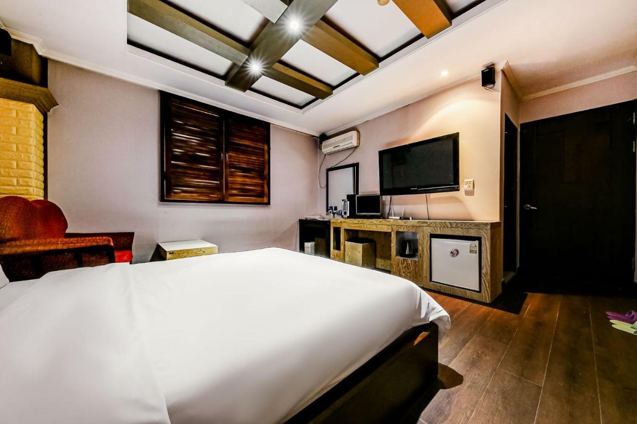 Hotel Rooky Daejeon Zewnętrze zdjęcie